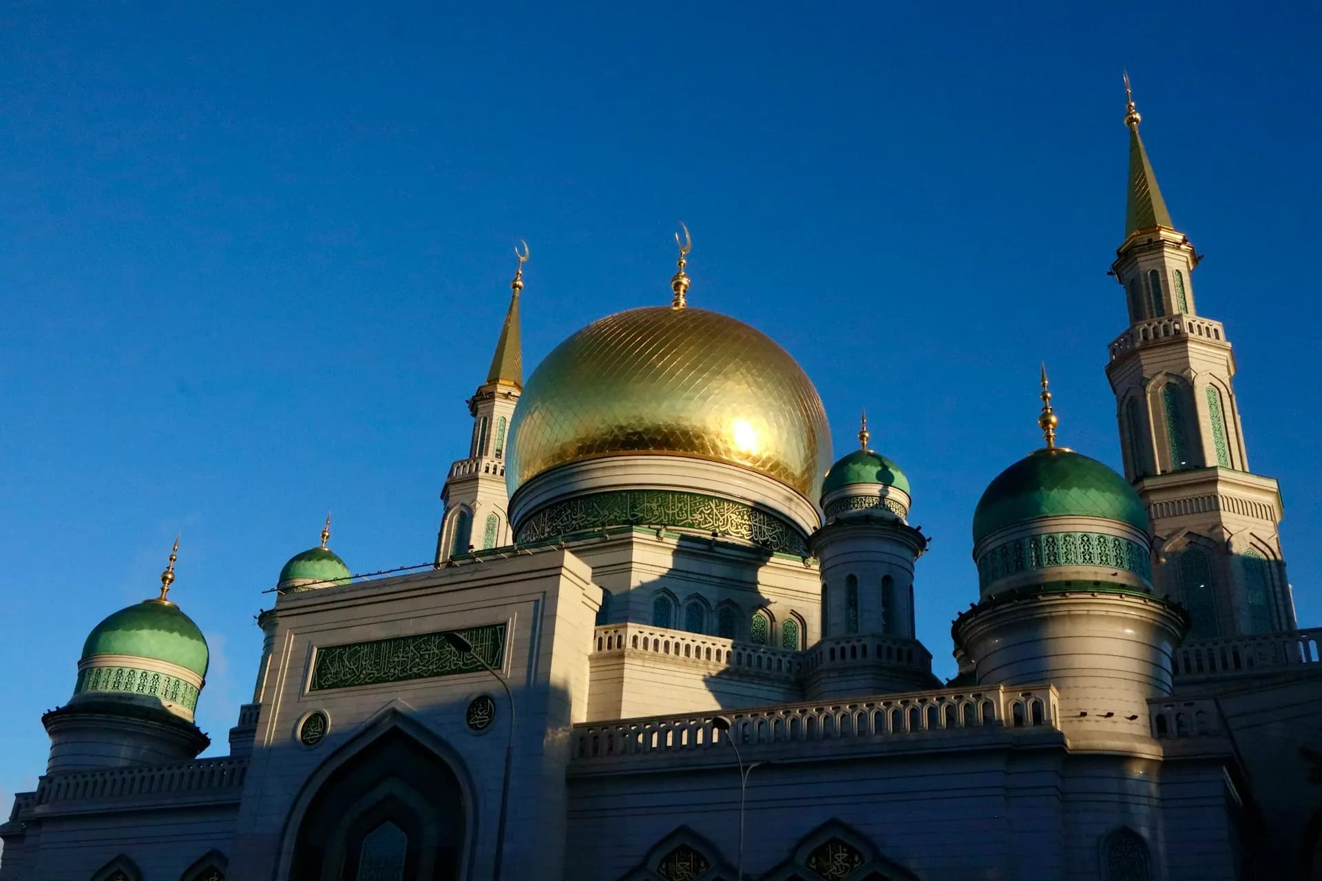 السياحة الحلال في روسيا: دليل كامل لضيوف الخليج